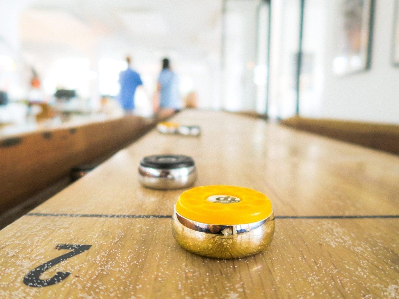 How To Play Shuffleboard Shuffleboard Rules Layout